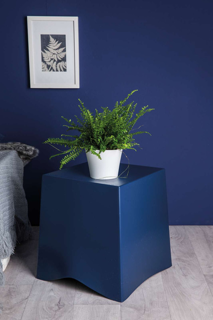 Taburet de baie din plastic, BRIQ, KOZIOL, alb din bumbac