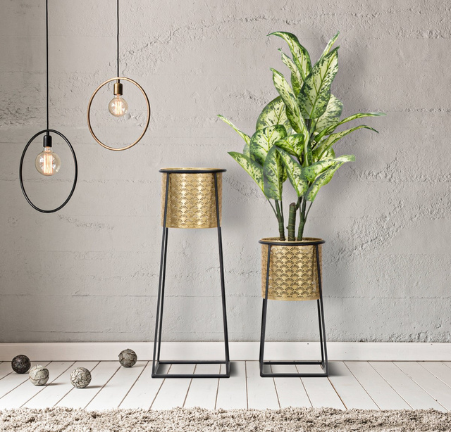 Ghivece ajurate pe suport