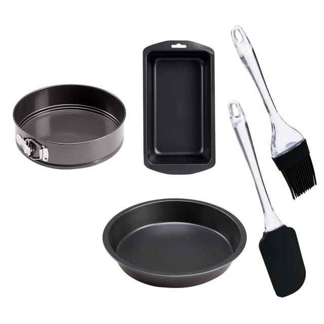 Trei forme de copt cu spatulă și pensulă