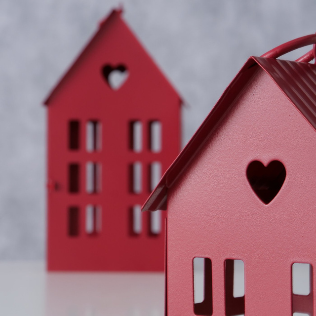 Lanterna metalica in forma de casa, ALAMO, 14 si 25 cm