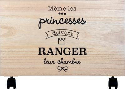 O cutie spatioasa pentru depozitarea obiectelor, cu manere si roti, usor de transportat, din lemn.