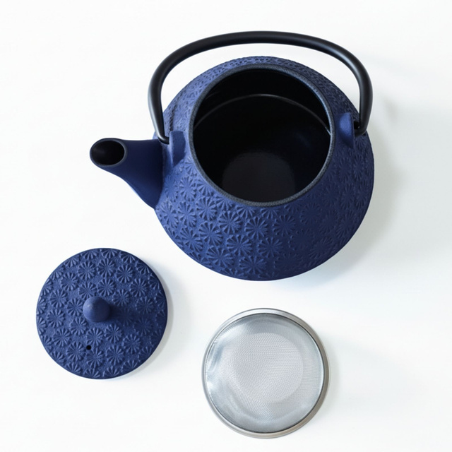 Ceainic din fontă cu infuzor TAKI, 1000 ml, bleumarin